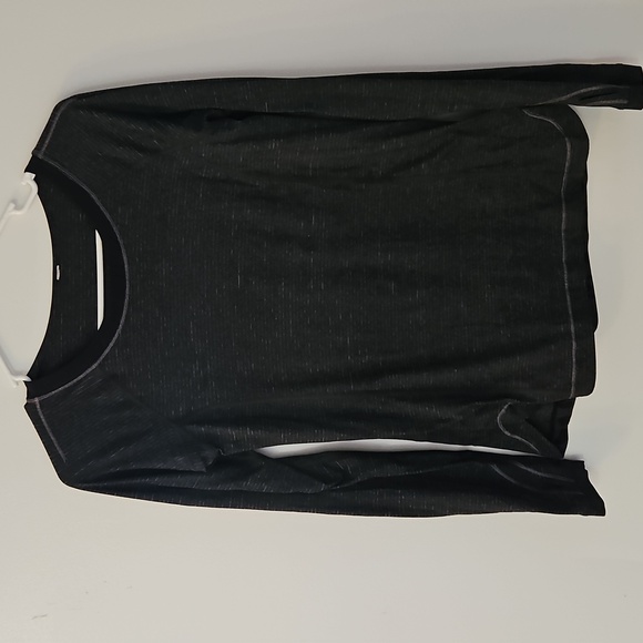 Lululemon Grey Long Sleeve Workout Top - Picture 1 of 4